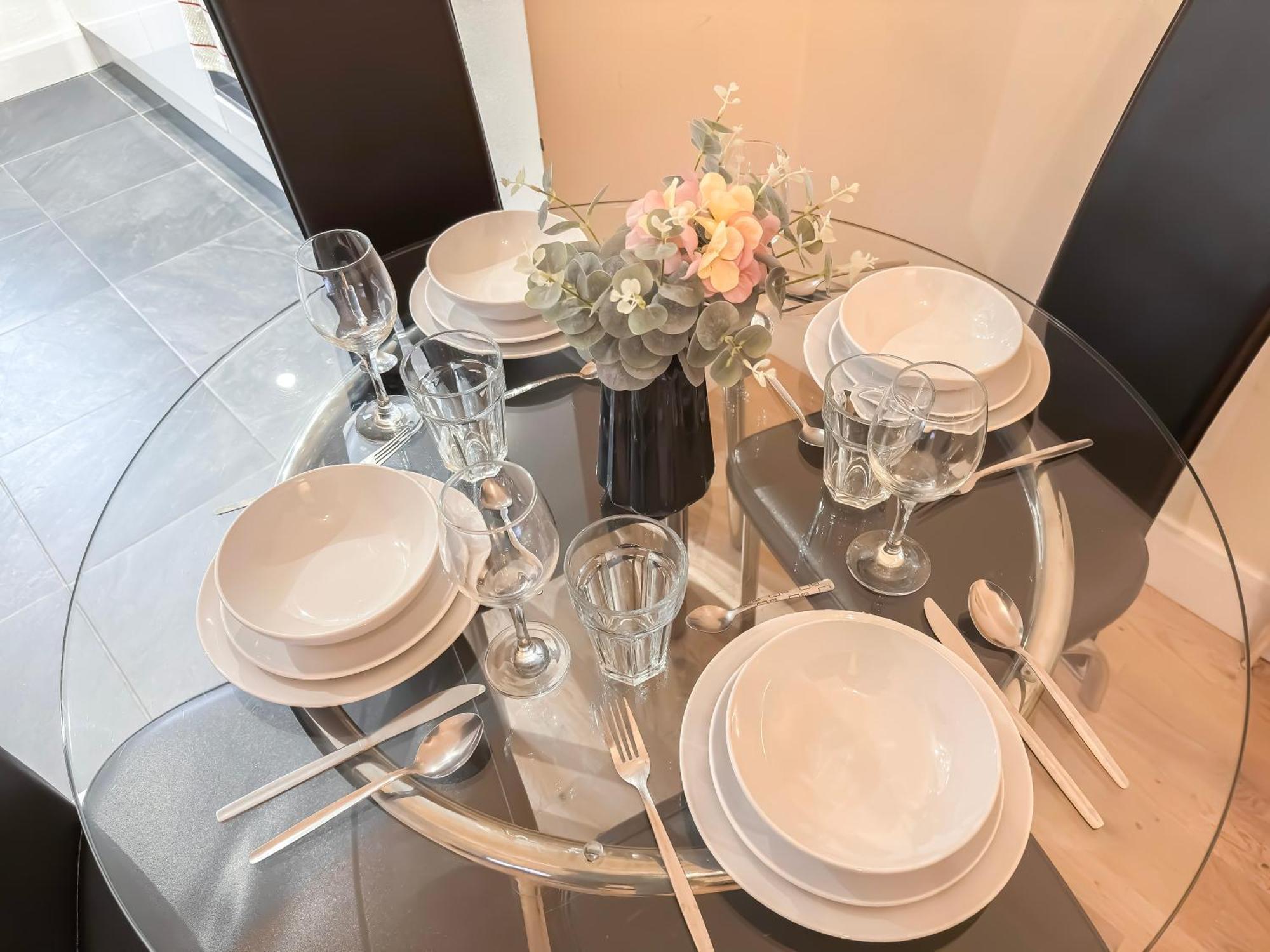 1-Bedroom Flat With Small Garden & Paid Parking In Finsbury Park, Highbury Londra Dış mekan fotoğraf