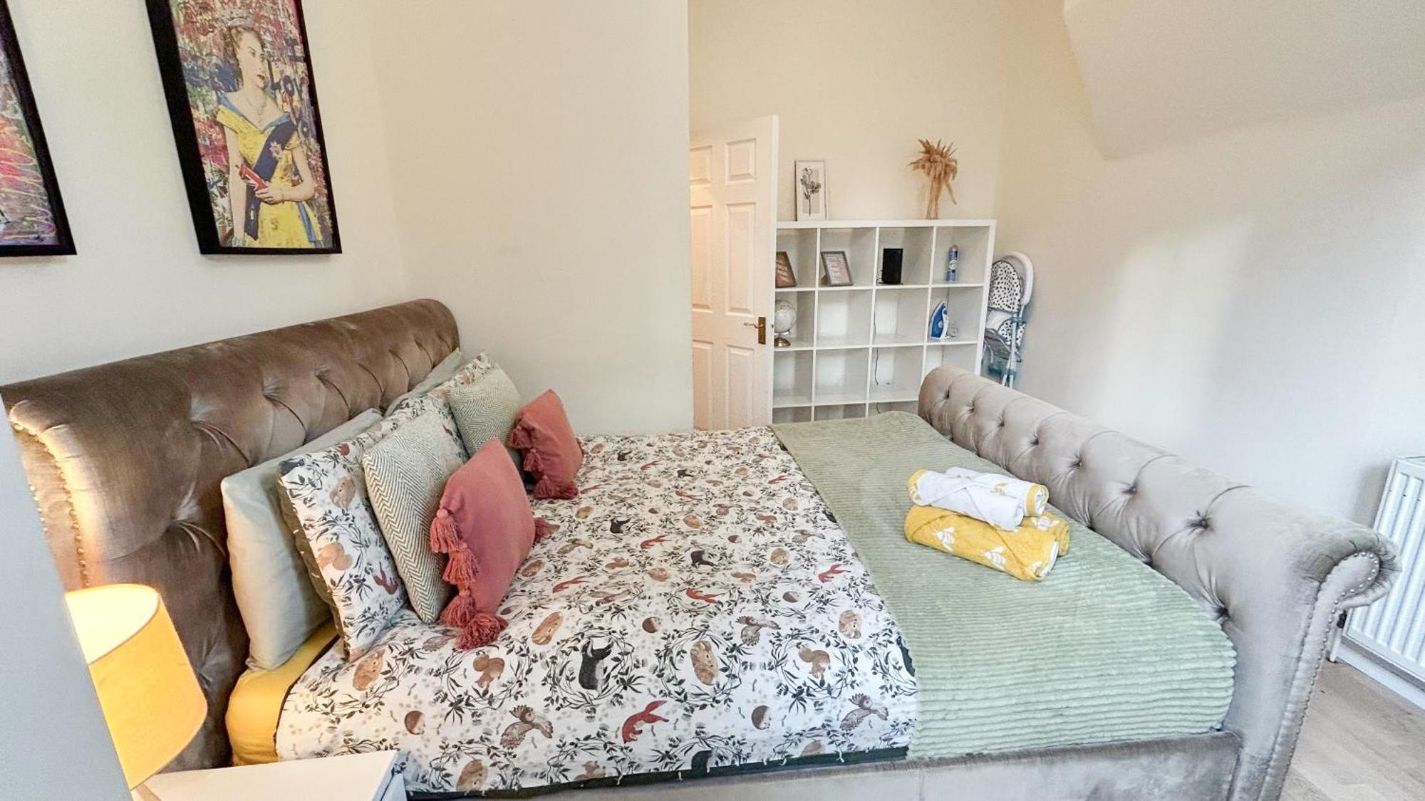 1-Bedroom Flat With Small Garden & Paid Parking In Finsbury Park, Highbury Londra Dış mekan fotoğraf