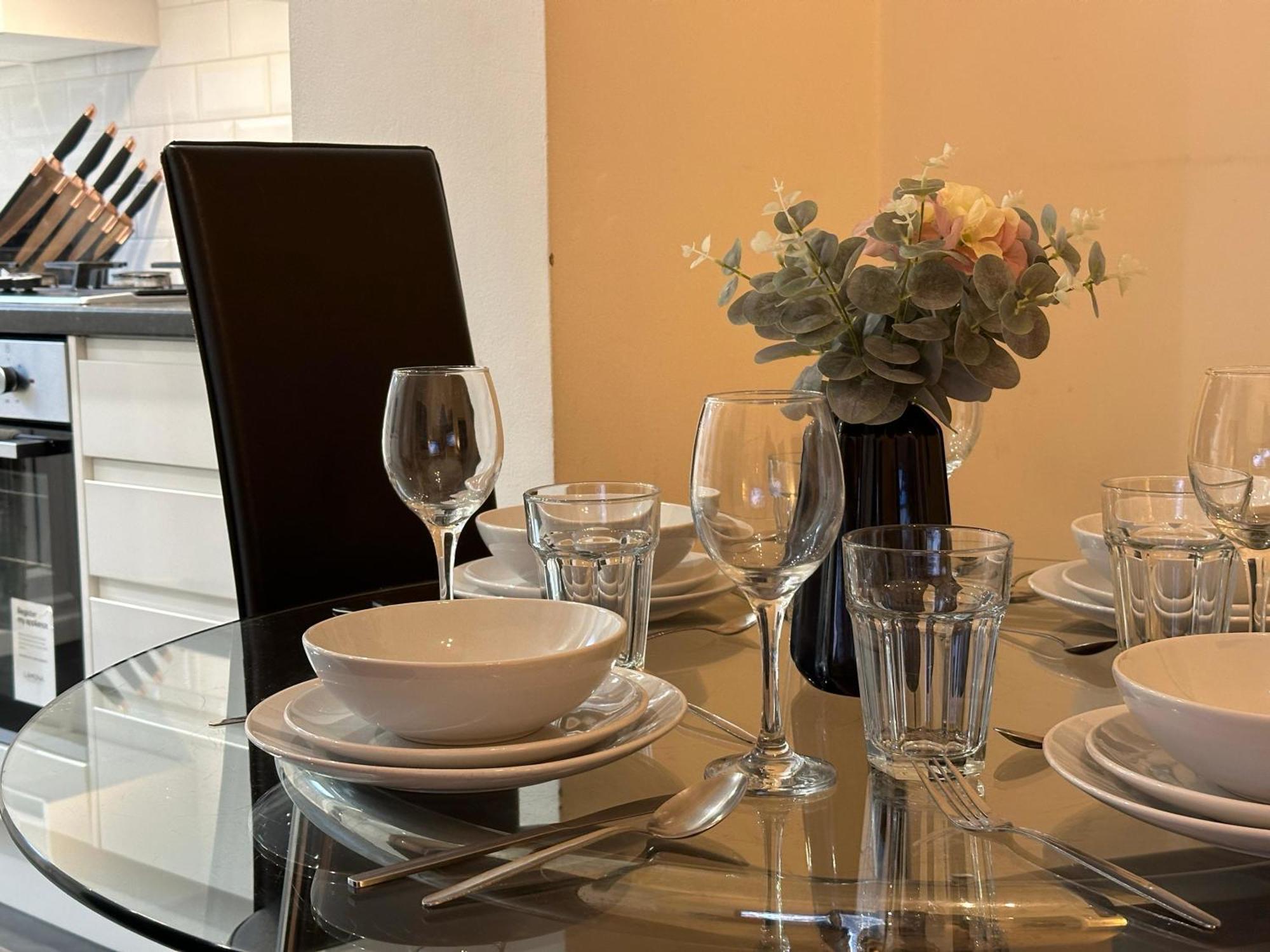 1-Bedroom Flat With Small Garden & Paid Parking In Finsbury Park, Highbury Londra Dış mekan fotoğraf